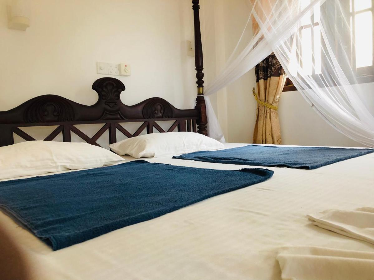 Blue Sea View Bed & Breakfast Унаватуна Екстериор снимка