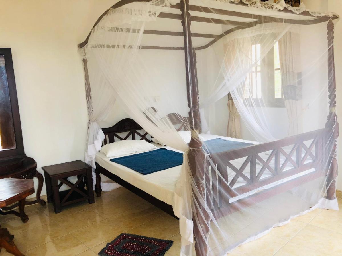 Blue Sea View Bed & Breakfast Унаватуна Екстериор снимка