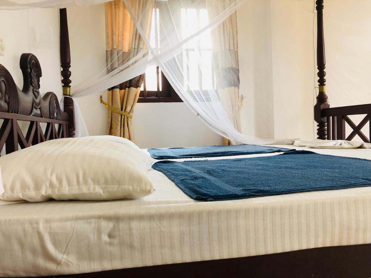 Blue Sea View Bed & Breakfast Унаватуна Екстериор снимка