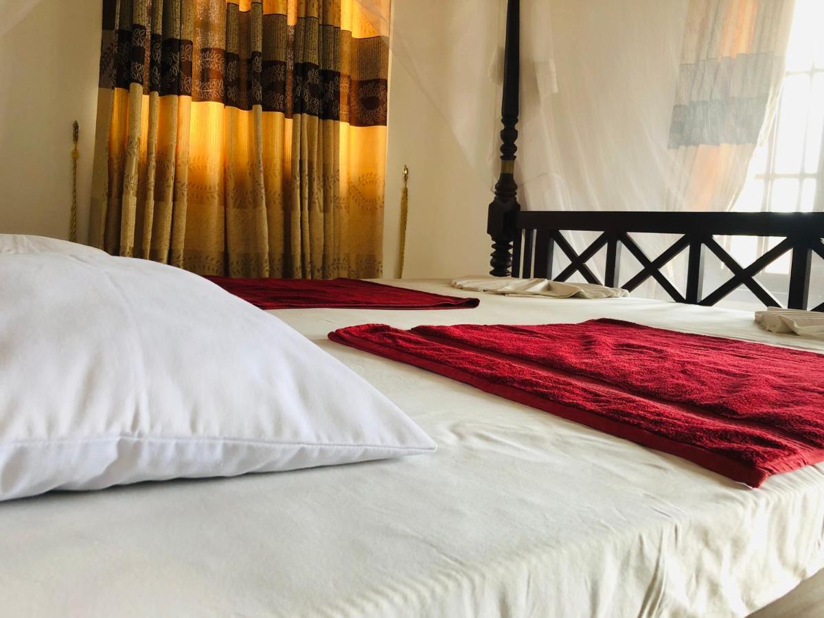 Blue Sea View Bed & Breakfast Унаватуна Екстериор снимка